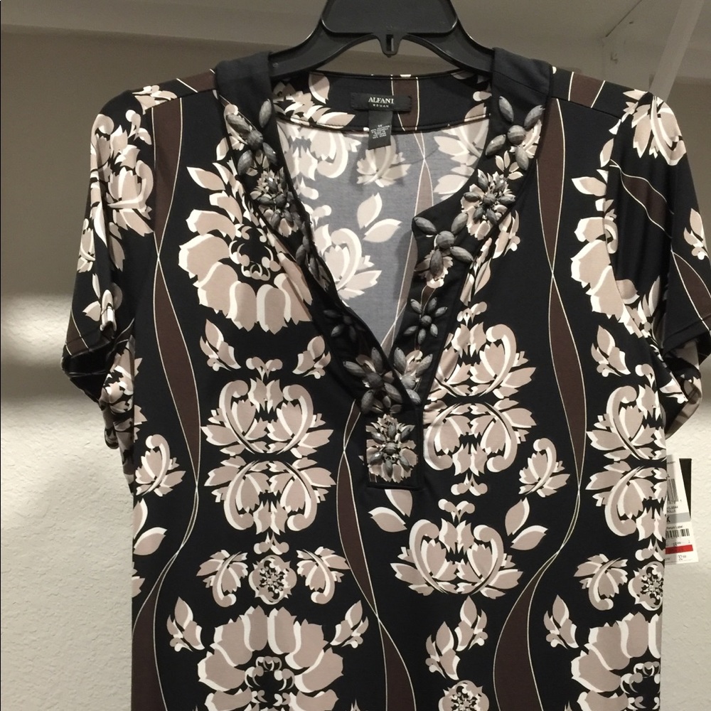 Alfani short sleeve top